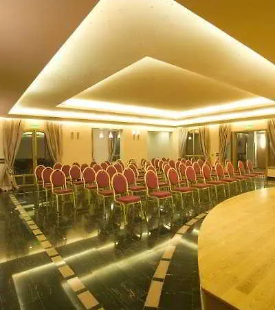 Regina Dell' Acqua 酒店