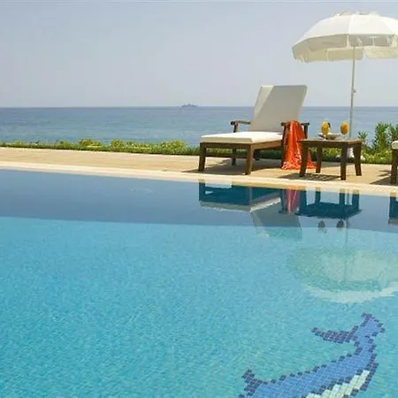 Regina Dell' Acqua Otel