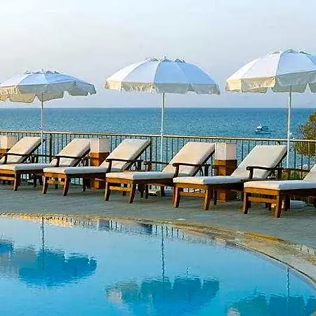 Otel Regina Dell' Acqua 5*