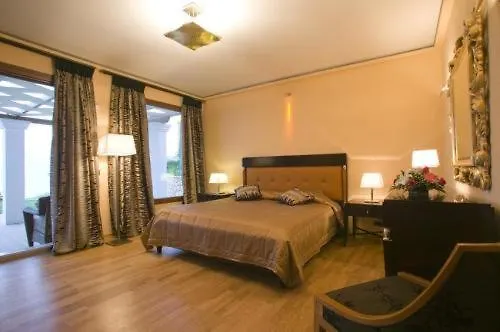 Regina Dell' Acqua Hotel